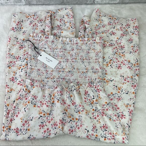 Ali & Jay Rose Bowl Floral Wide Leg Crop Jumpsuit NWT - Picture 4 of 7
